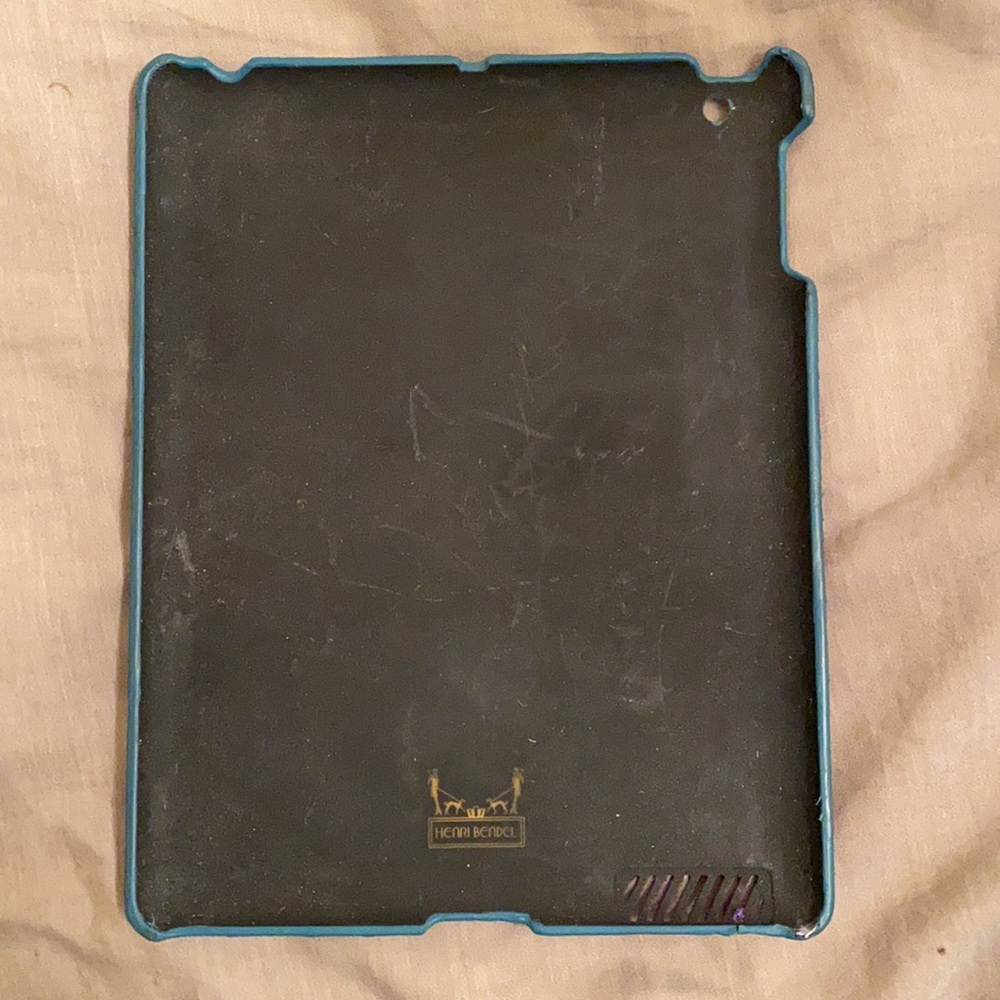 iPad case - Picture 2 of 2